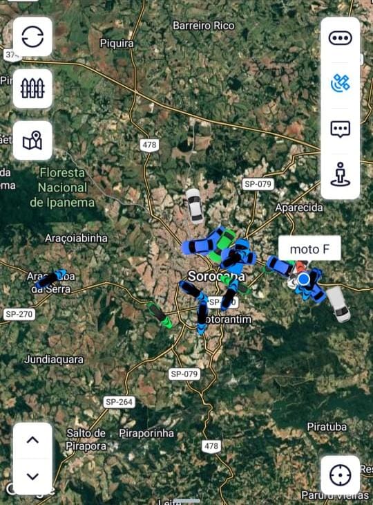 Tela do aplicativo SoroTracker mostrando veículos no mapa em tempo real